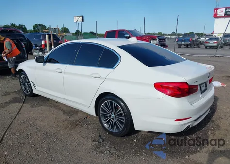 2019 BMW 530I xDrive z USA, uszkodzony, nr VIN WBAJA7C50KWW17686